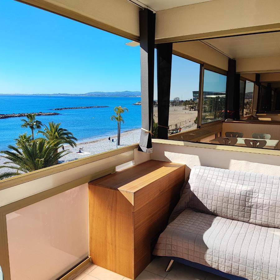 Grand Studio Bord De Mer- Acces Direct Aux Plages Saint-Laurent-du-Var Luaran gambar
